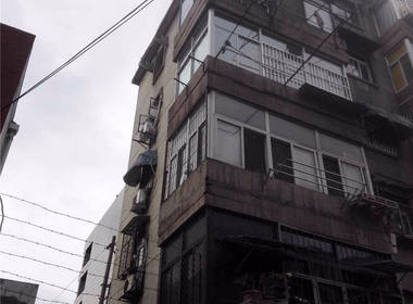 中央路298号 2室0厅0卫