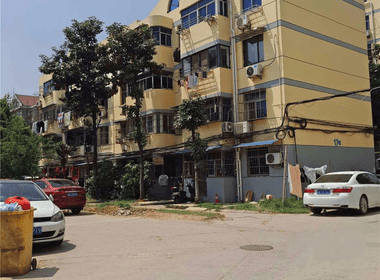 蓝天公寓东区 2室0厅0卫