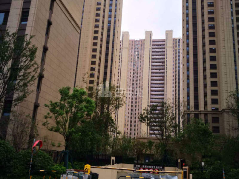 万科翡翠公园12522637周边环境图2