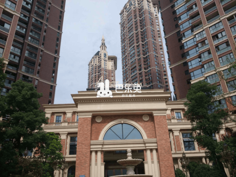 成都高新_中德英伦联邦b区_1室0厅0卫_合租朝西南_号