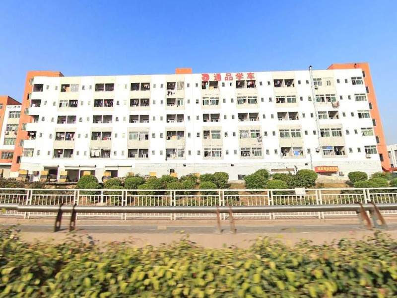 荟萃酒店公寓4748917周边环境图6