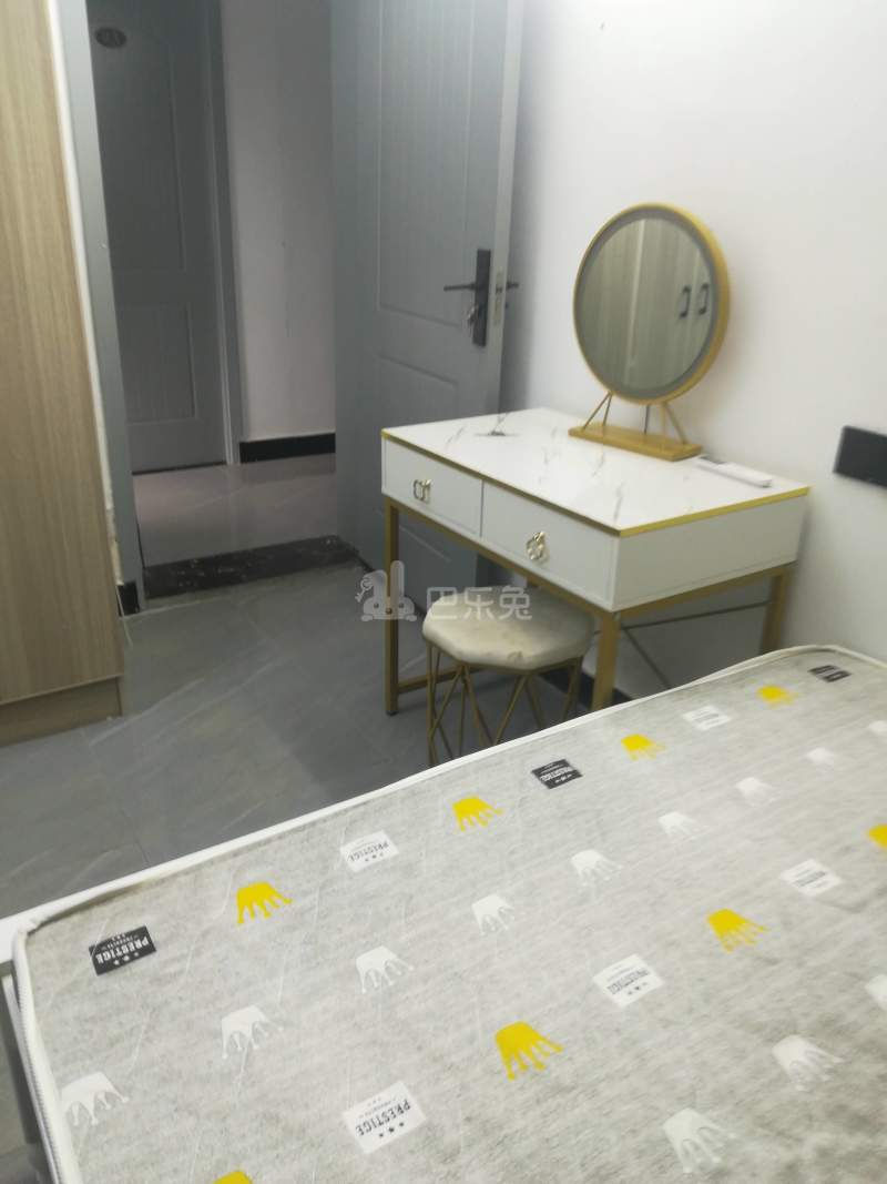 大众春盛苑10037022卧室图2