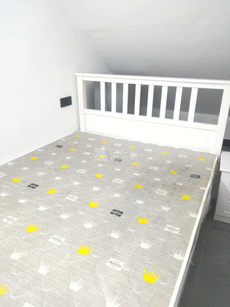 大众春盛苑10037022卧室图1