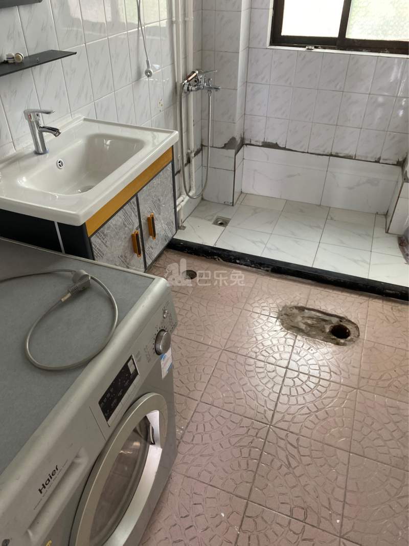 幸福第一公寓10069675卫生间图8