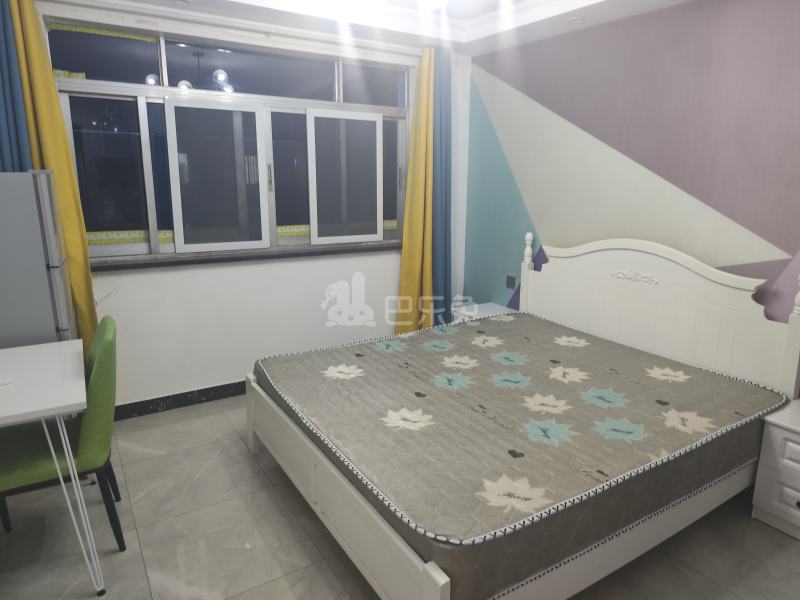 界龙花苑10078168卧室图0