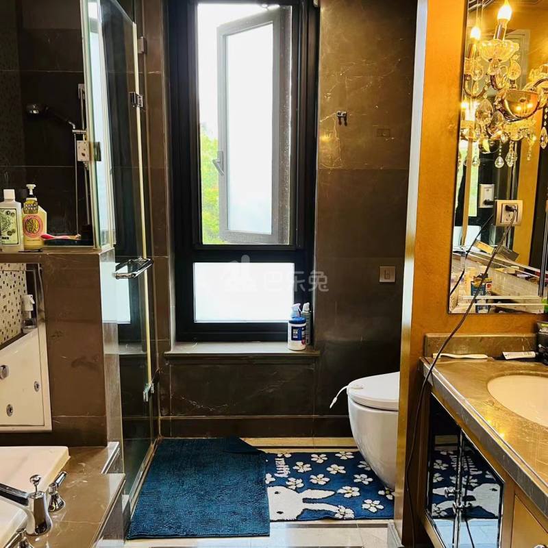 金地佘山天境15449835卫生间图9