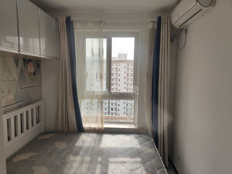 高行绿洲六期10102276卧室窗户图12