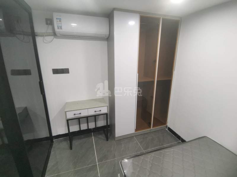 大山村大巷陈坊后街一巷10号10140202卧室图3