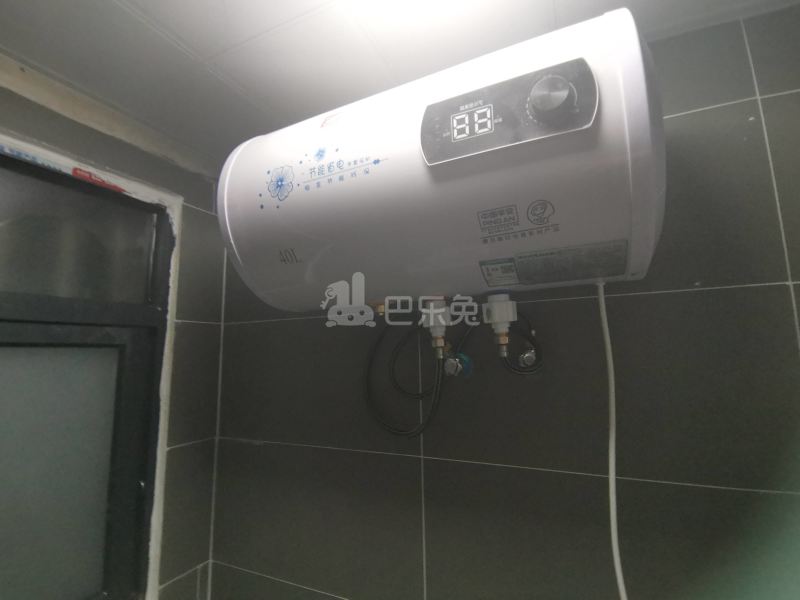 大山村大巷陈坊后街一巷10号10140204卫生间图6