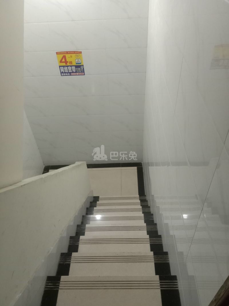 石牌村(天河区石牌绿荷西大街1号)10144108周边环境图3