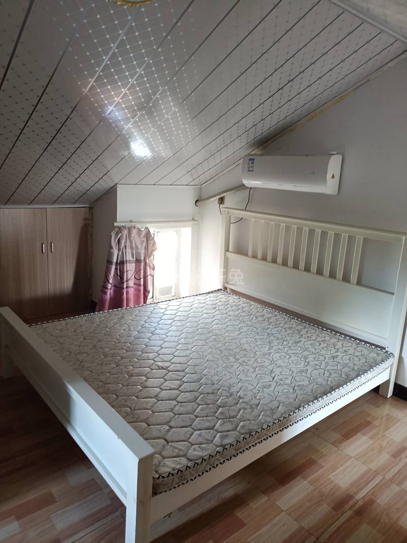 新场大街319弄10149166卧室图0