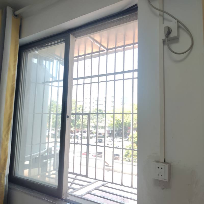 常丰花园10153004卧室窗户图6