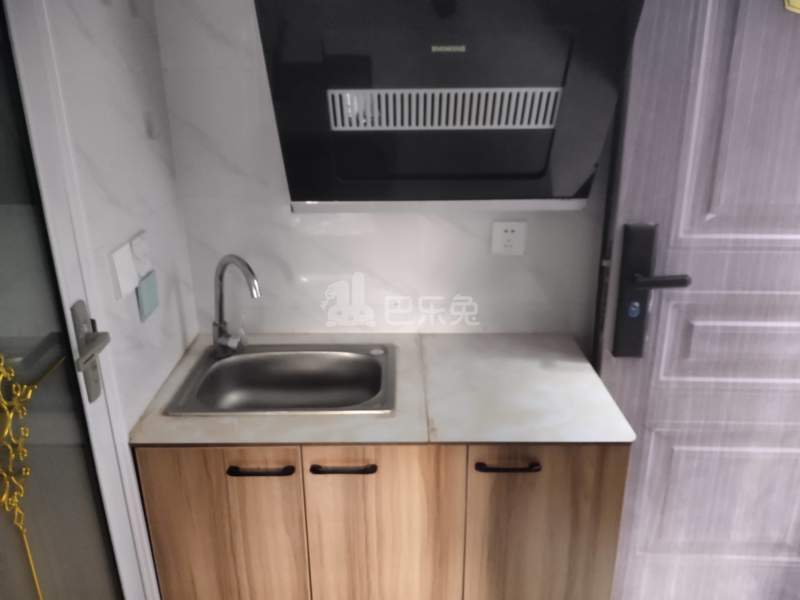 人民西路643号（民房）10154793厨房图4