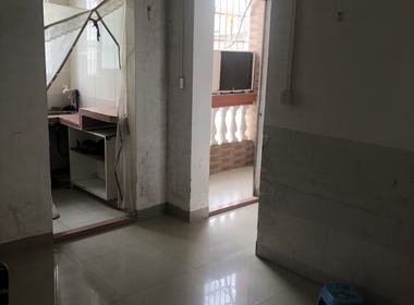 萝岗村 1室0厅1卫