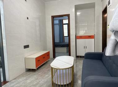 萝岗村 1室1厅1卫