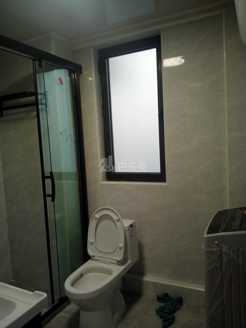 益晖新苑10184600卫生间图6