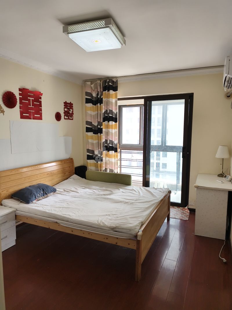 长征家苑10185795卧室图0