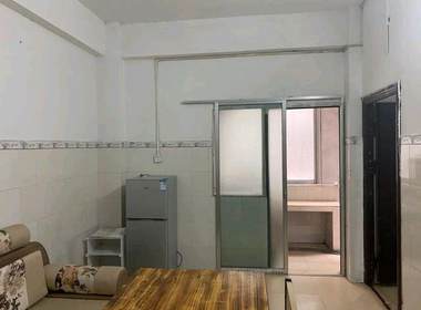 黄陂村 1室0厅1卫