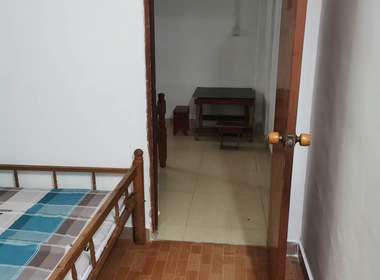 清布村 1室1厅1卫