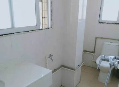 萝岗村 1室1厅1卫