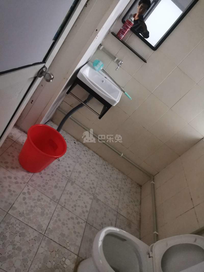 都市富苑10218914卫生间图5