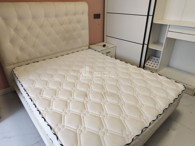 金沙湾绿地和苑一期1021280卧室图2