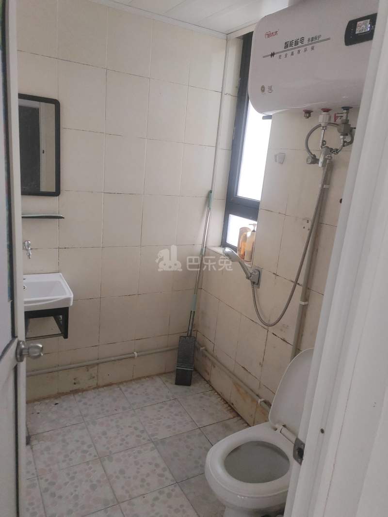 都市富苑10218914卫生间图4