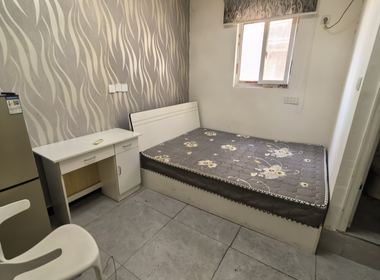 英雄村（民房） 