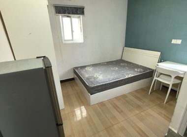 英雄村（民房） 