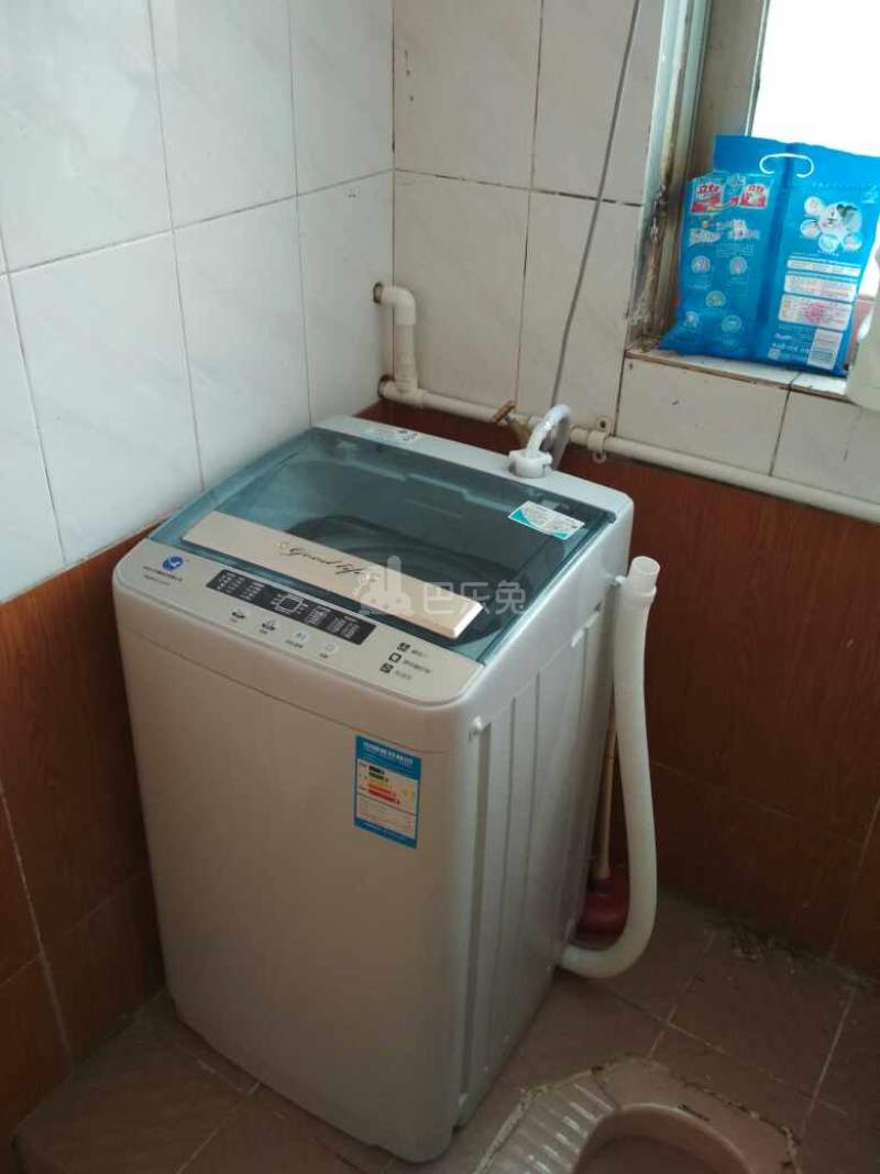 向银路24号1024925卫生间图13