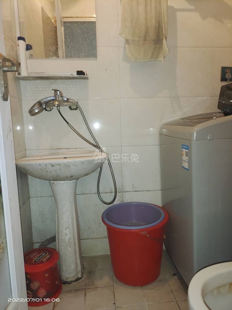 玉兰香苑一期B块1272766卫生间图17