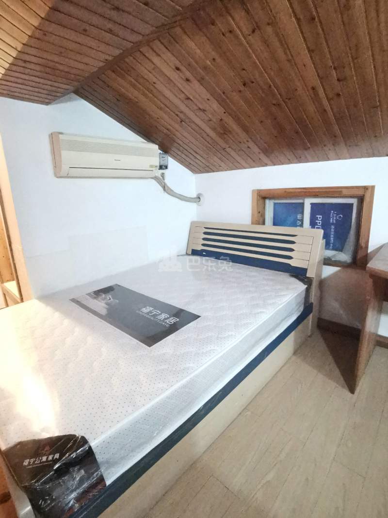 徐汇芳邻10285625卧室图2