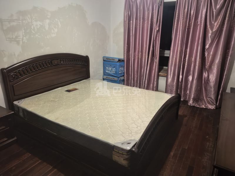 徐汇芳邻10285628卧室图3