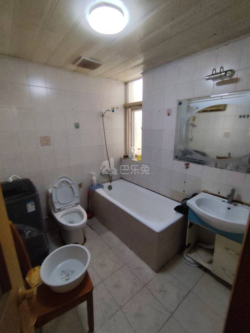 侨鑫公寓（环城东路260弄）10307482卫生间图12