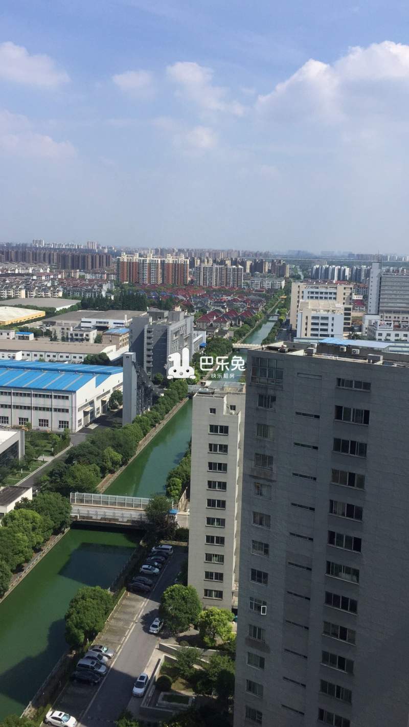 九久青年城沪松公路1