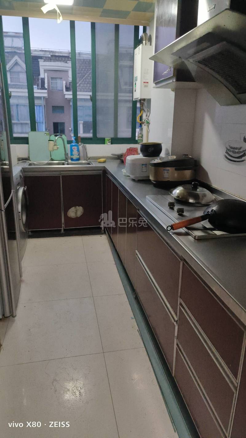 美林小城10335415厨房图6