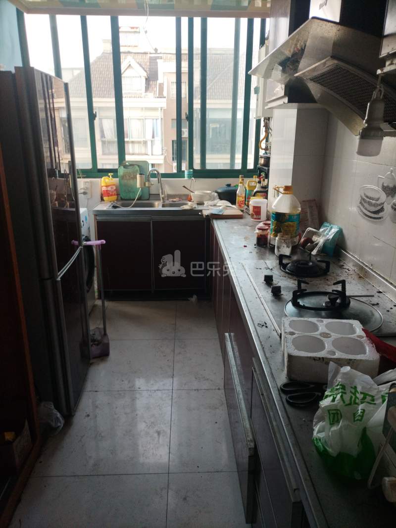 美林小城10335415厨房图5