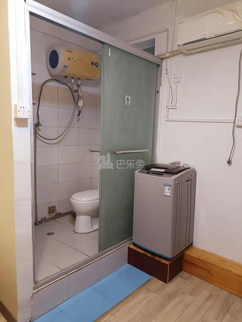 高尔夫西花园10358997卫生间图1