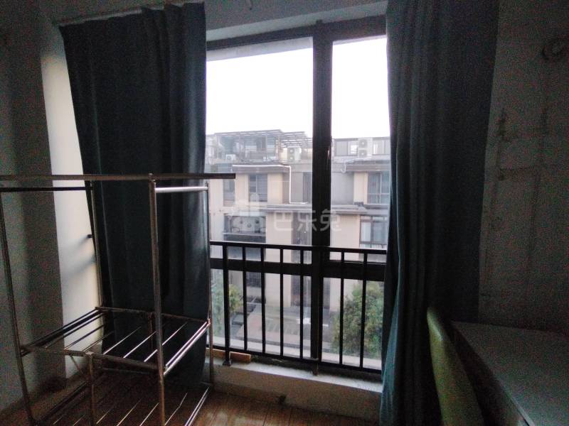 朱家角1号（别墅）10361184卧室窗户图14