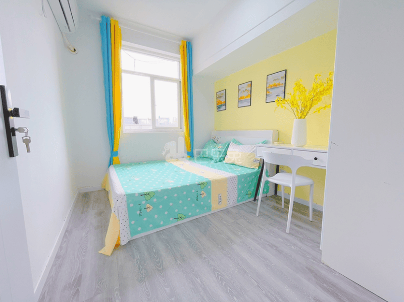 凤凰街4号院10385121卧室图1