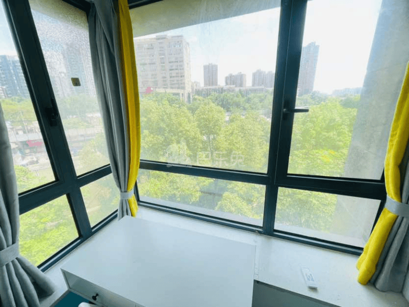 凤凰和美10386333周边环境图6