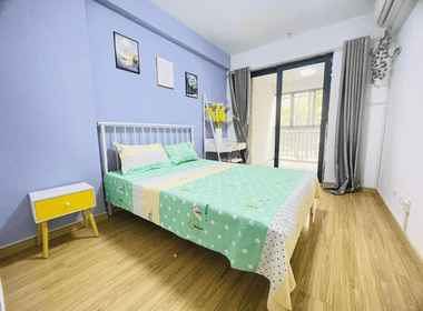 中海塞纳丽舍东区 