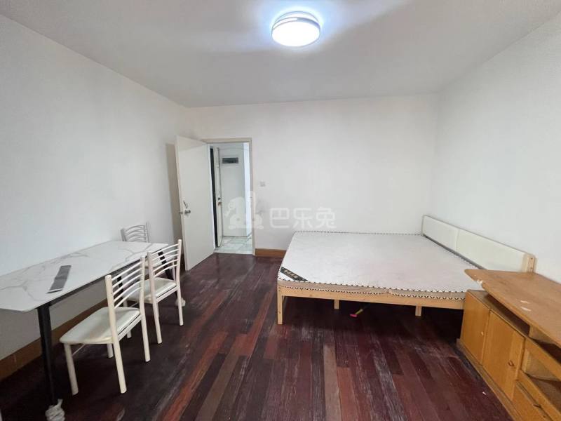 四方新村六村10395018卧室图2