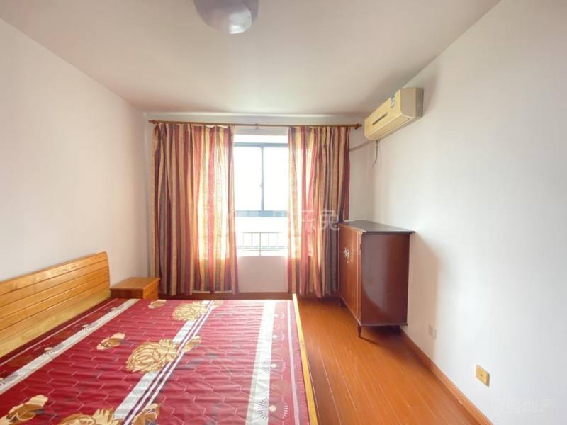 华泾绿苑10396440卧室图2