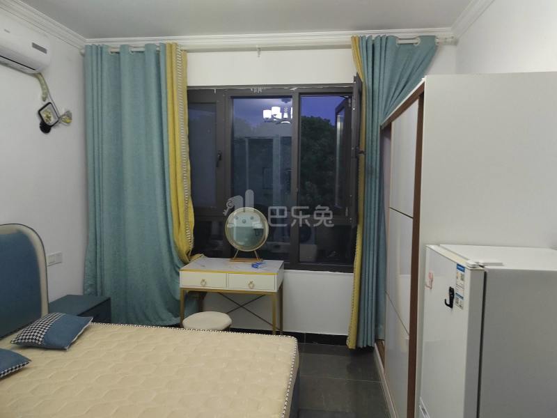 裕丰小区（富砾路259弄）10397381卧室窗户图7