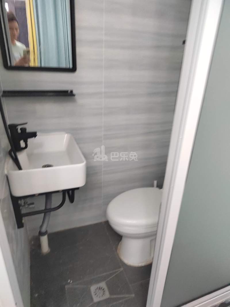 裕丰小区（富砾路259弄）10397381卫生间图5