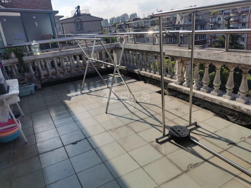 昌鑫家园10050107客厅图4