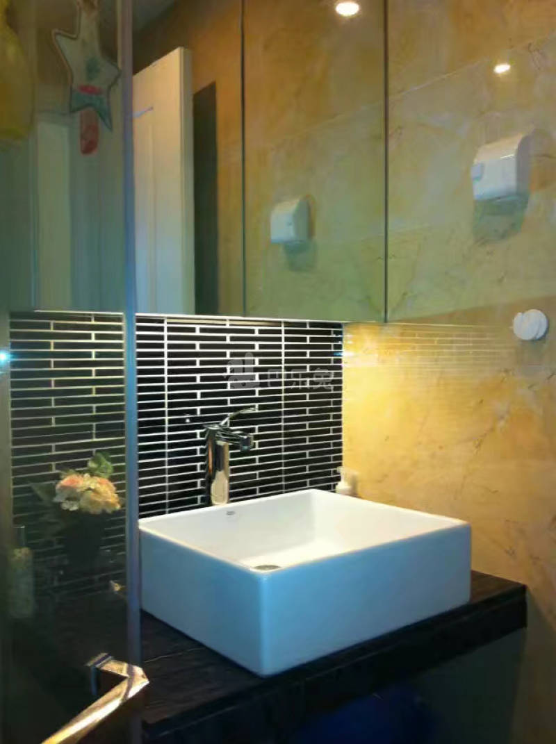 深港公寓（东门店）1041662卫生间图5