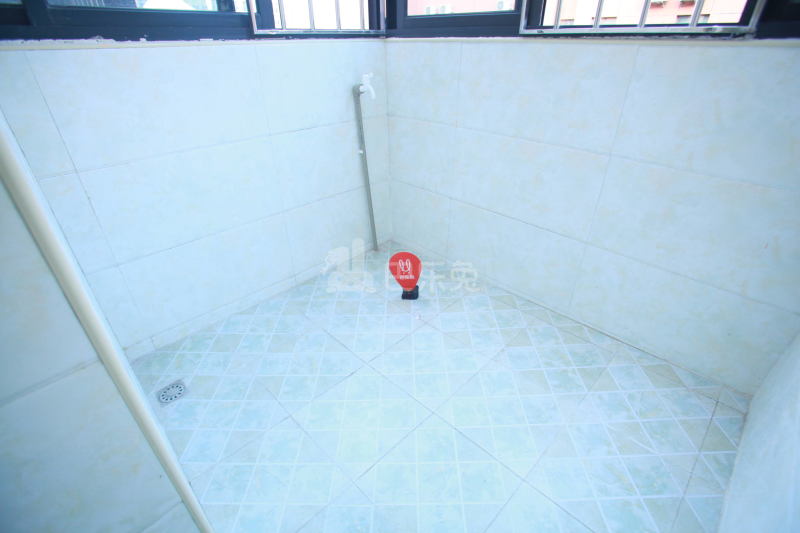 爱嘉公馆1056686卧室图8