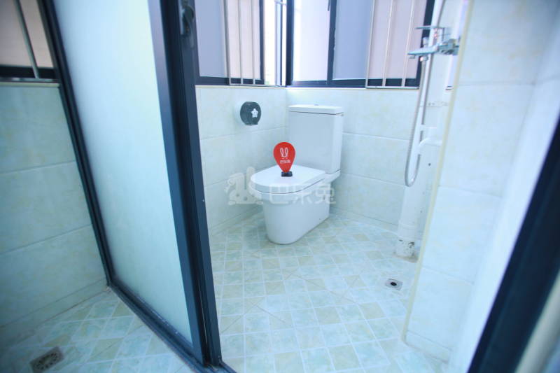 爱嘉公馆1056757卫生间图8